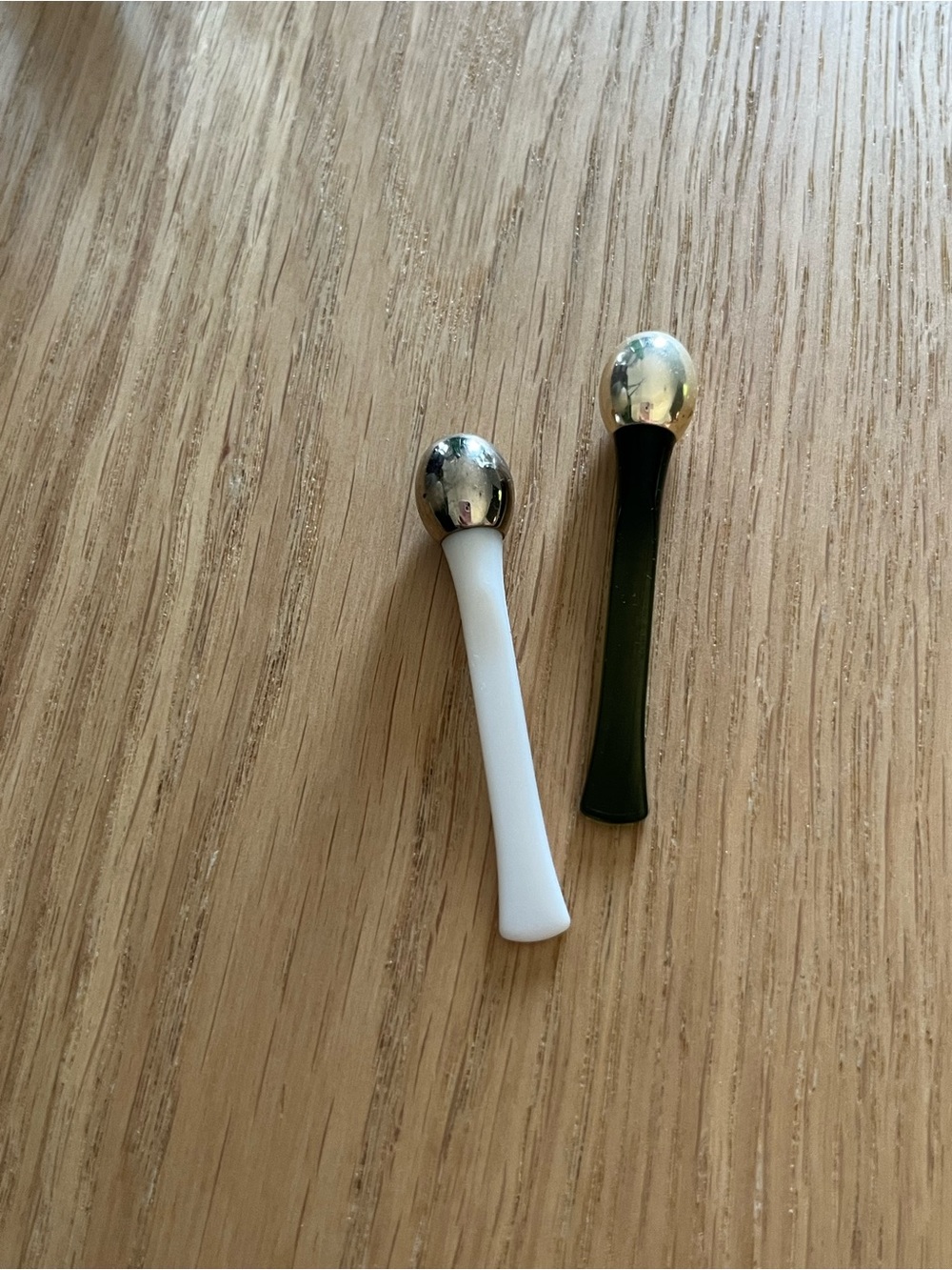 La mer silver cooling applicators for eye cream